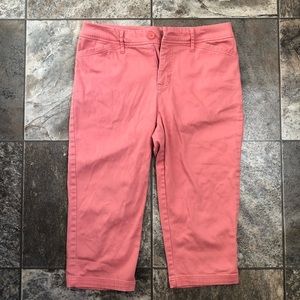 St. John’s Bay Capris